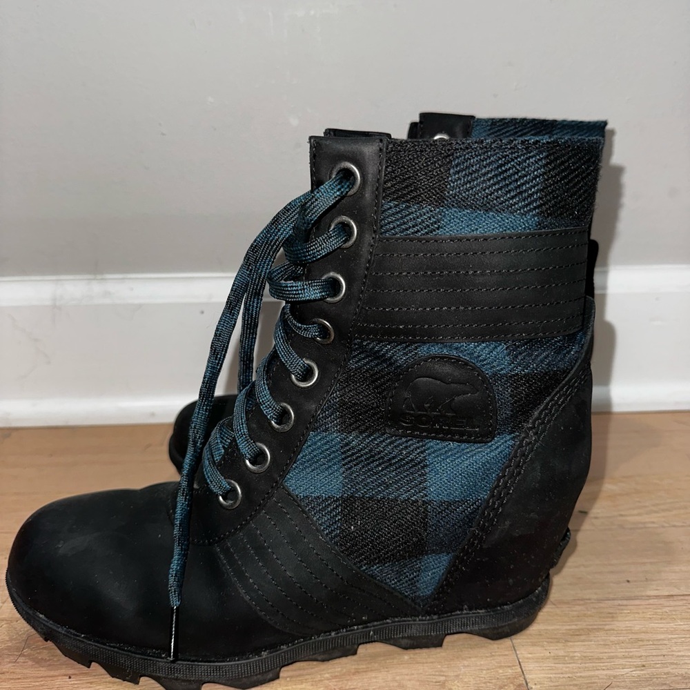 SOREL Lexie Rain/Snow wedge Boots
